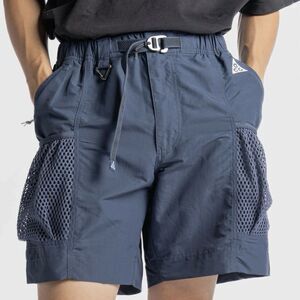 Nike ACG Snowgrass Men’s Size M Thunder Blue White Lifestyle Cargo Shorts